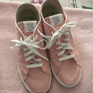 Pink Nike sun club